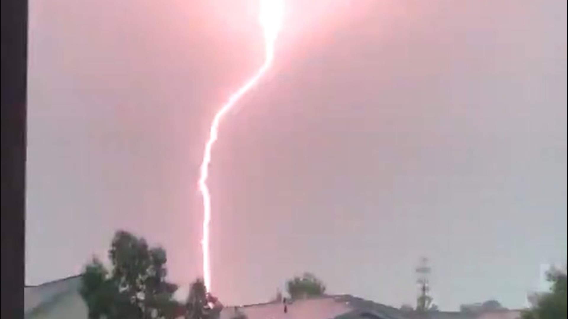 Lightning strikes too close for comfort in Pennsylvania 