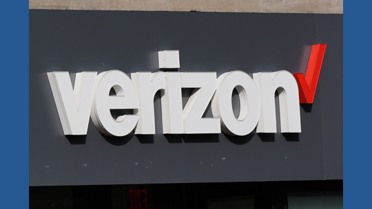 Verizon outage disrupts calling and data services for phone customers ...