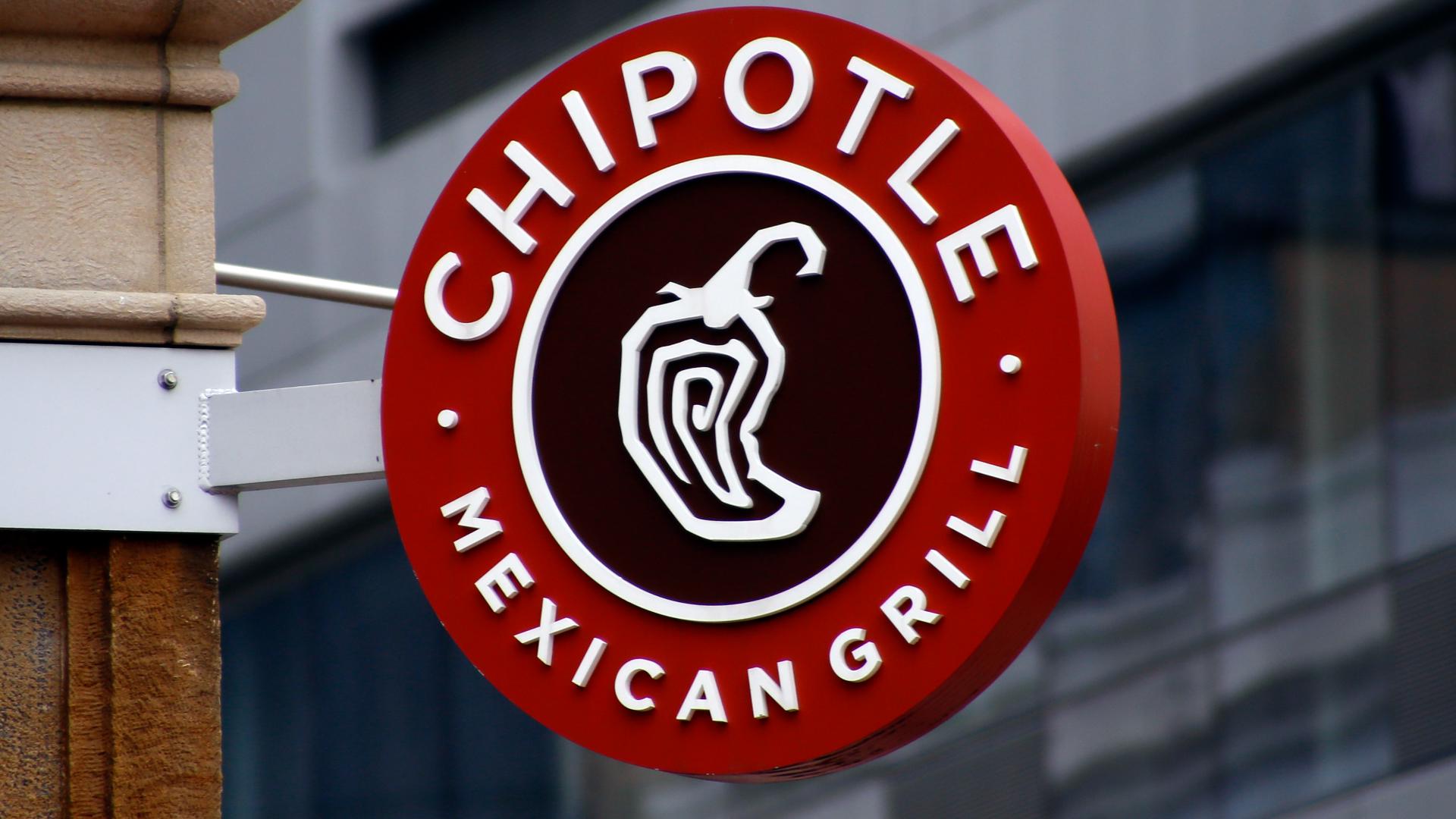 Chipotle's interim CEO is doubling down on increasing portion sizes for burrito bowls after the chain received complaints online.