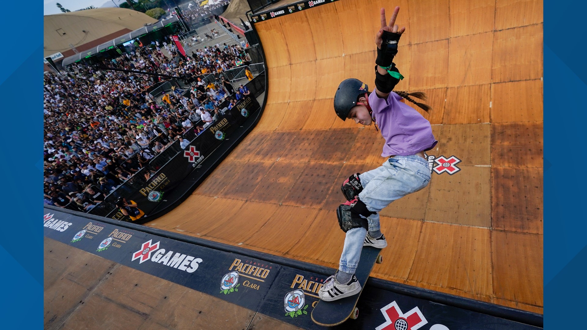 X Games Prodigies Chloe Covell, Arisa Trew, Reese Nelson medal