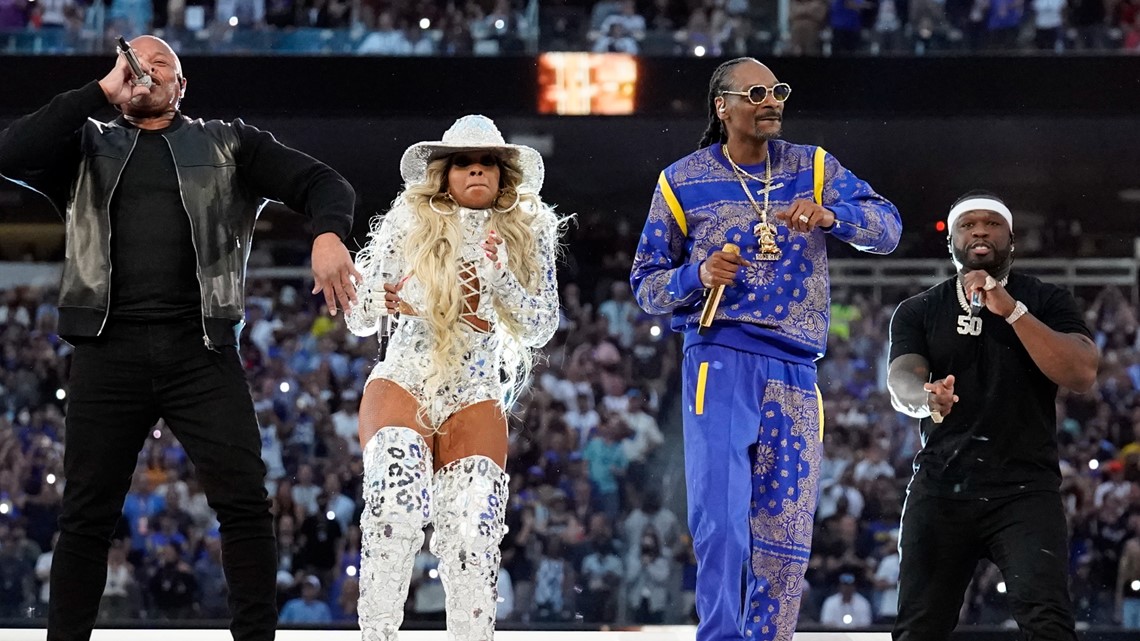 Dr. Dre, 50 Cent, Mary J. Blige and Snoop Dogg perform during the Super  Bowl LVI Halftime Show at SoFi Stadium in Los Angeles, CA on Feb. 13, 2022.  (Photo by Image