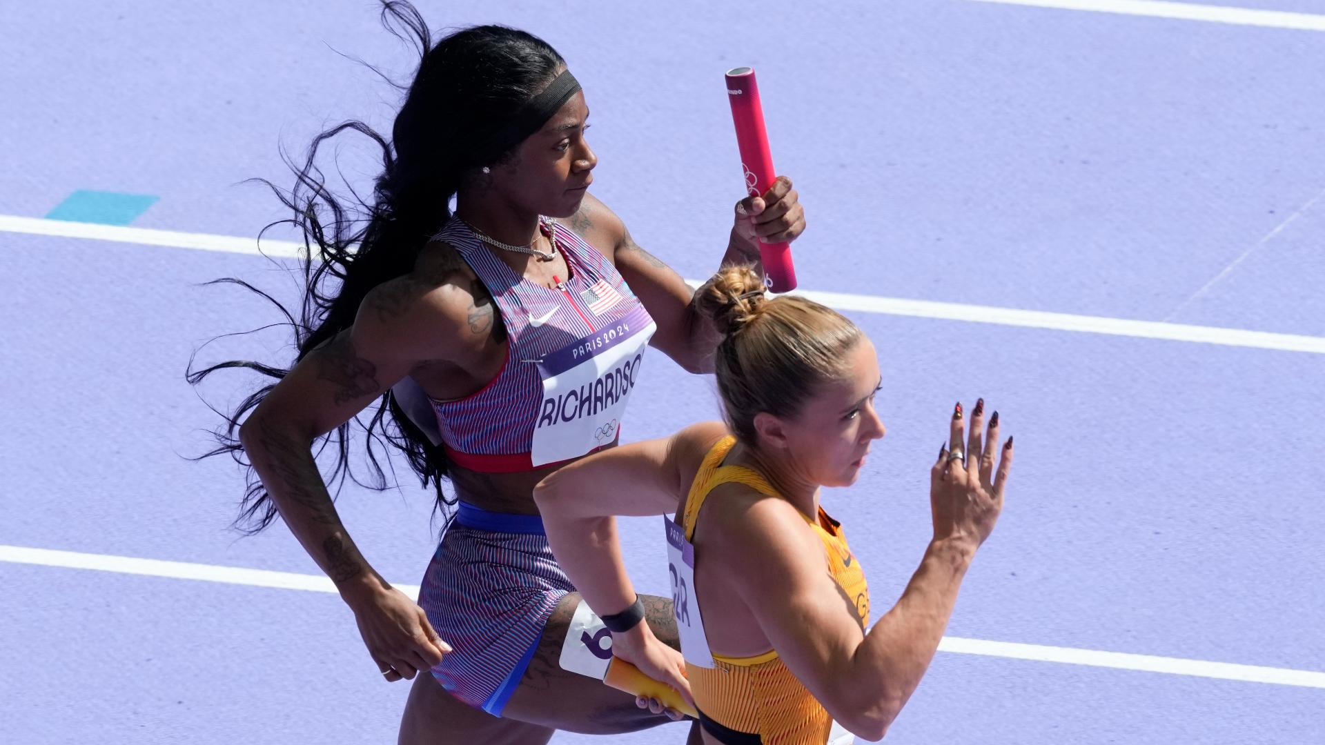 Richardson saved the American team from a bad handoff in their heat with a strong anchor leg.