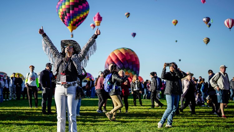 'Ballooning is infectious': See the New Mexico hot air balloon festival that has global appeal