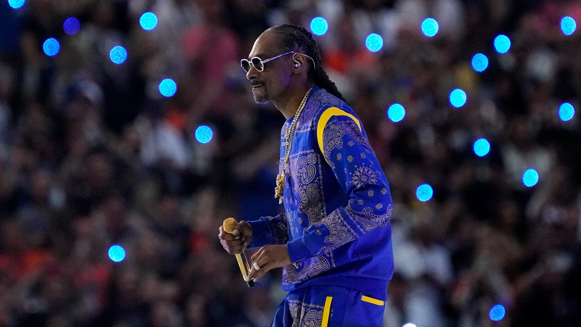 Super Bowl LVI: Snoop Dogg welcomes 50 Cent in an electric half time show