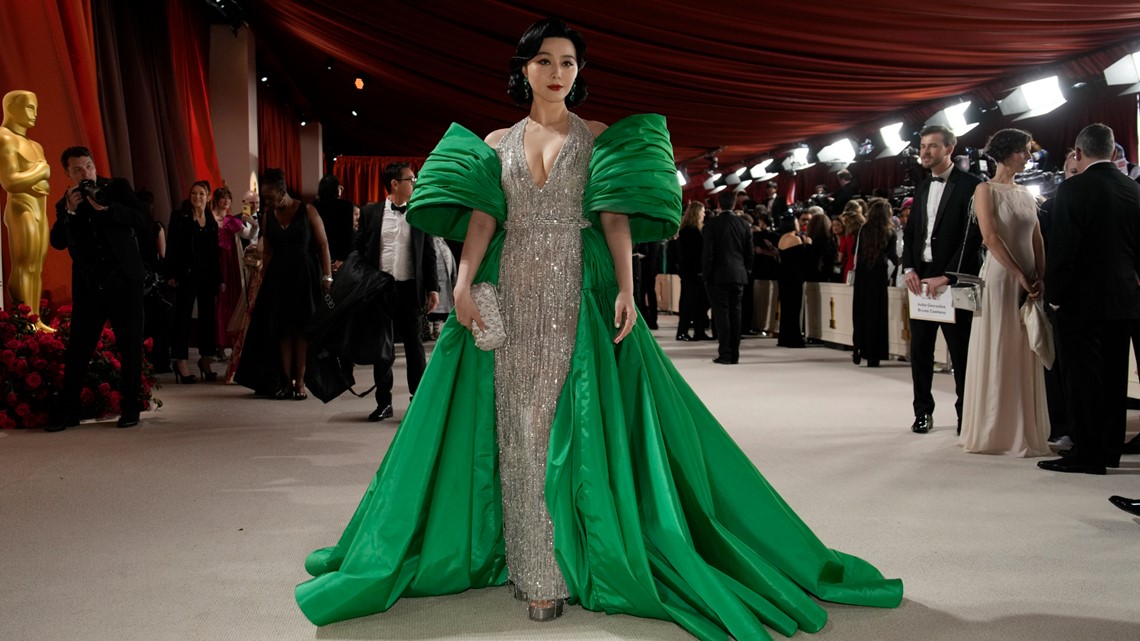 Those Oscars red carpet gowns are expensive — but do celebrities pay for  them? - National