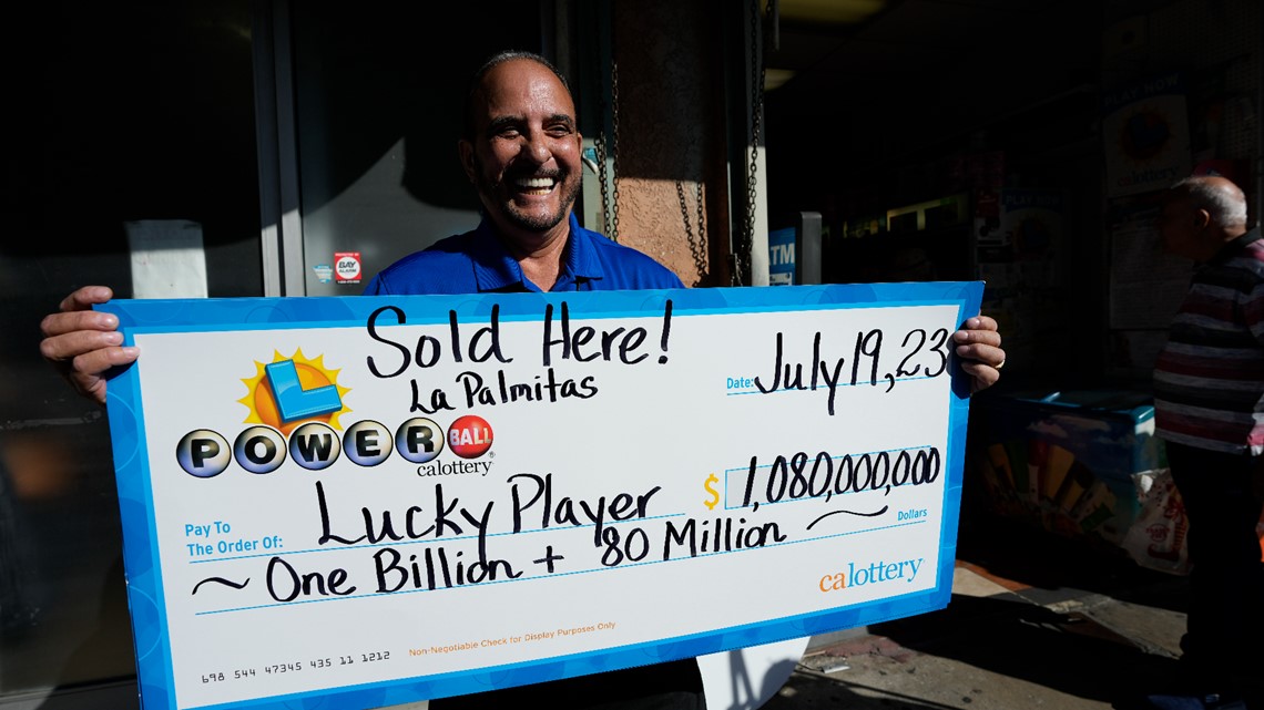 Here's how much the $650 million Powerball winner could pay in taxes