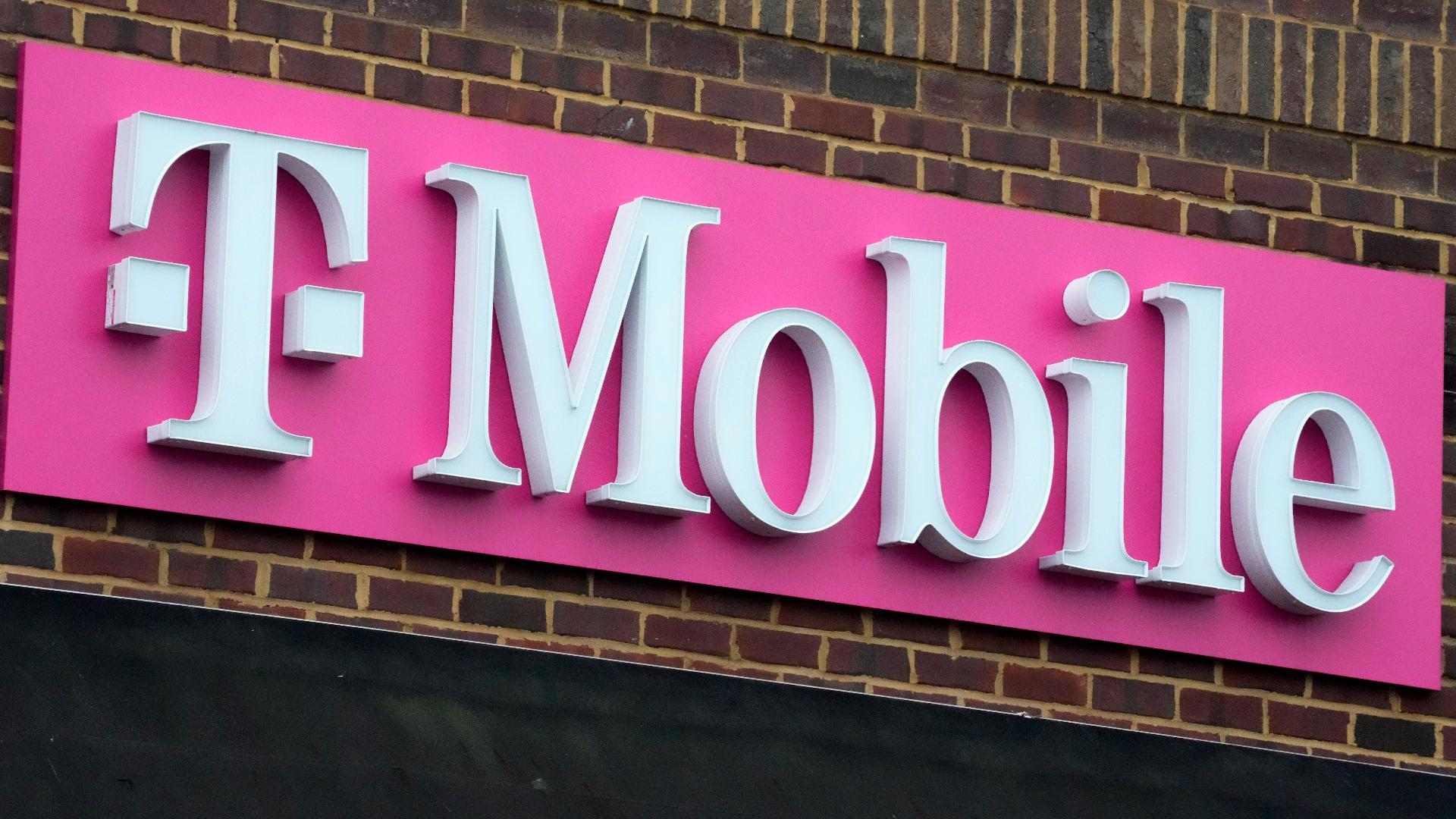 TMobile faces lawsuit over alleged misleading fees