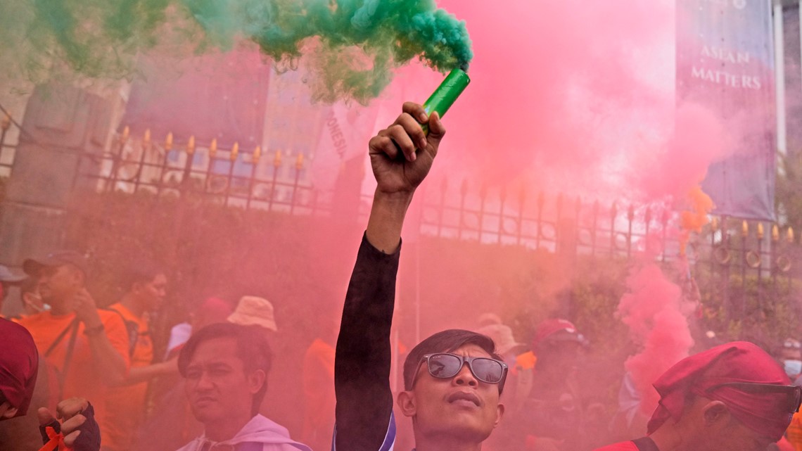 May 1: 2023 May Day rallies call for better labor conditions | kvue.com