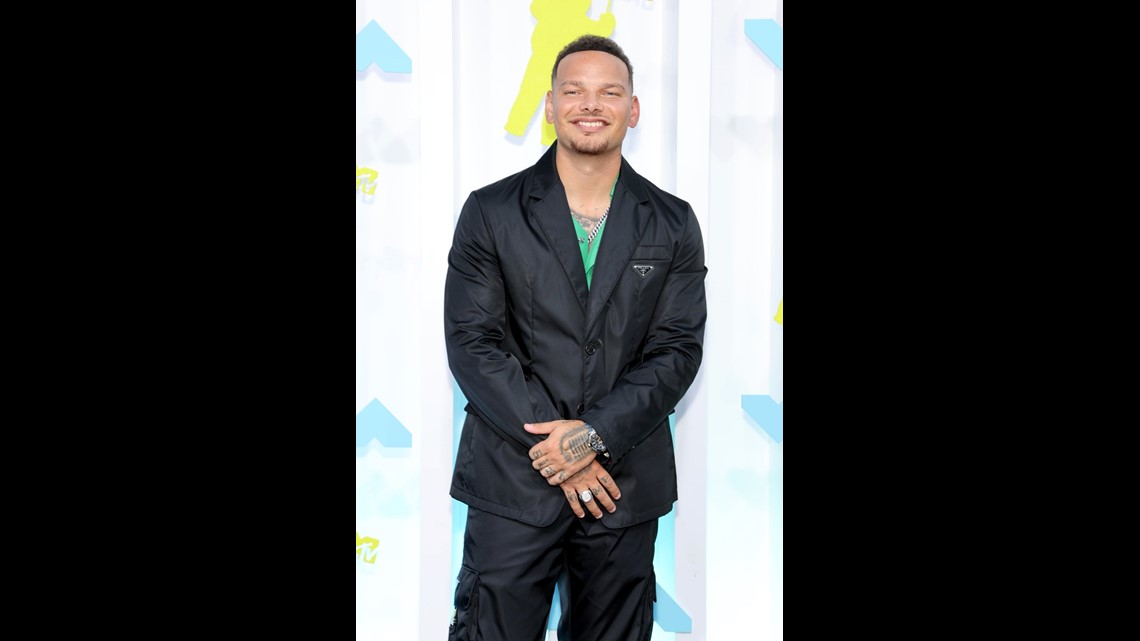 Kane Brown Talks Historic VMAs Performance, and If He'll Crossover to ...