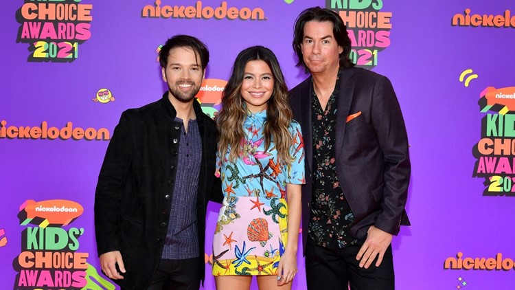 iCarly' Cast Hypes Up Fans for Their Revival During 2021 Kids' Choice  Awards Reunion