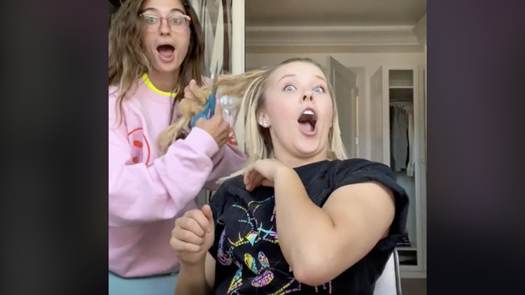 JoJo Siwa Gets Her Hair Chopped Off by Girlfriend Avery Cyrus