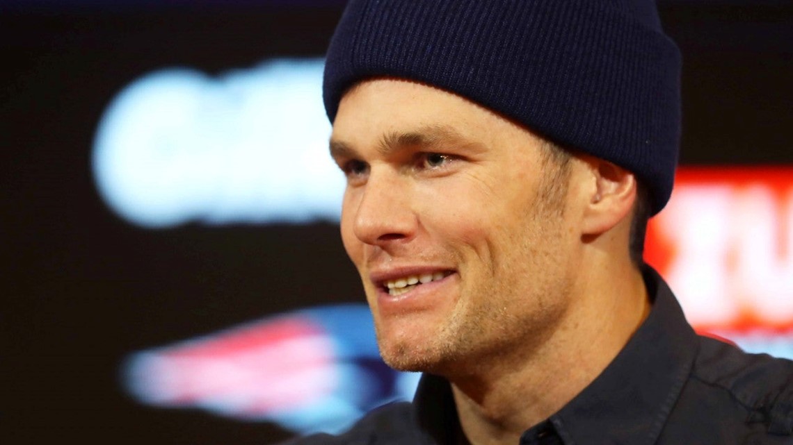 Tom Brady signs with the Tampa Bay Buccaneers after 20 years with the New  England Patriots – El Estoque