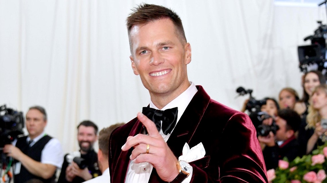 Tom Brady dresses up as the Grim Reaper for Halloween as he takes