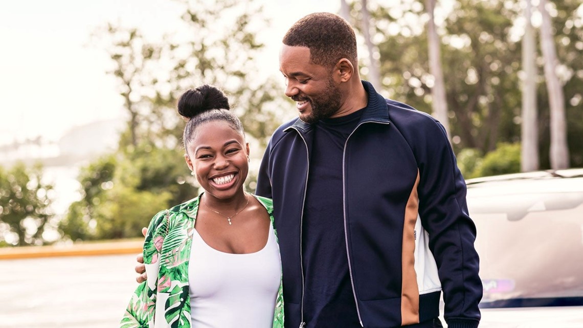 Star Sightings: Will Smith Surprises Fans in Miami, Hailee Steinfeld ...