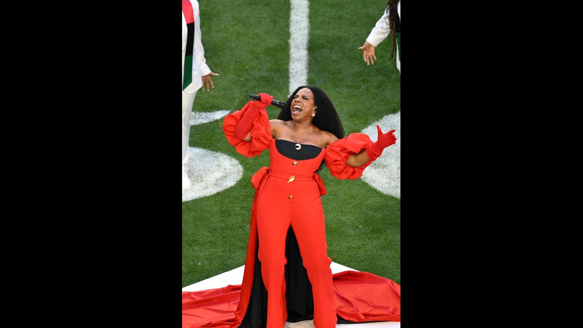 Sheryl Lee Ralph soars into 'Lift Every Voice' at Super Bowl - WHYY