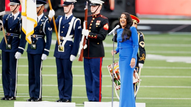 Mickey Guyton Gives Flawless Performance of the National Anthem at Super  Bowl LVI