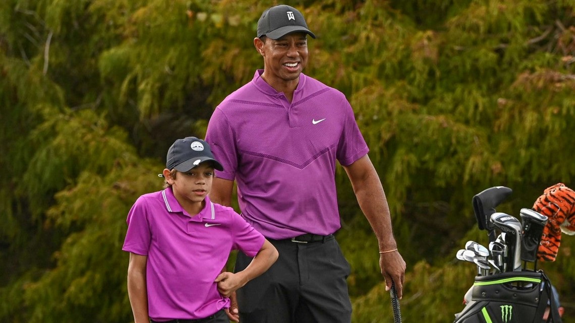 Tiger woods 2025 lavender shirt