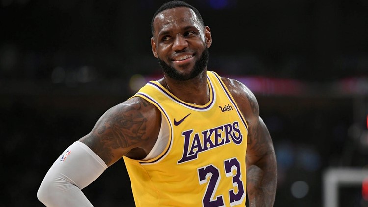 LeBron James Rocks Kobe Bryant Tribute Jersey To Lakers Playoff Game