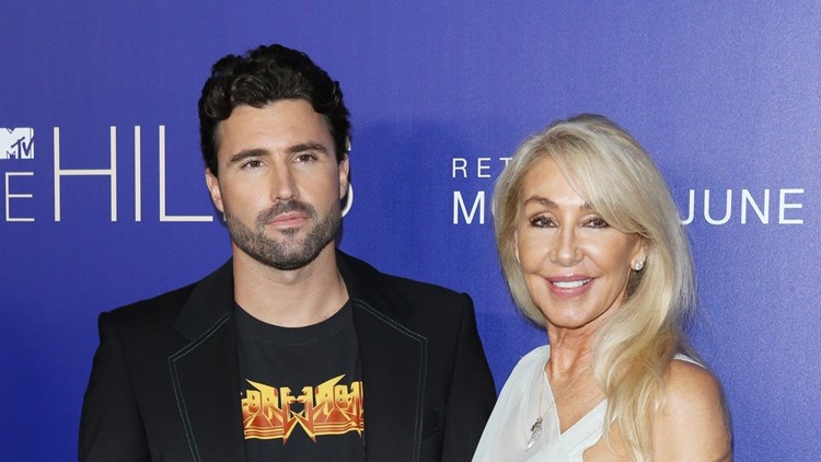 Linda Thompson Gifts Brody Jenner With Her Ex Elvis Presley's Necklace |  