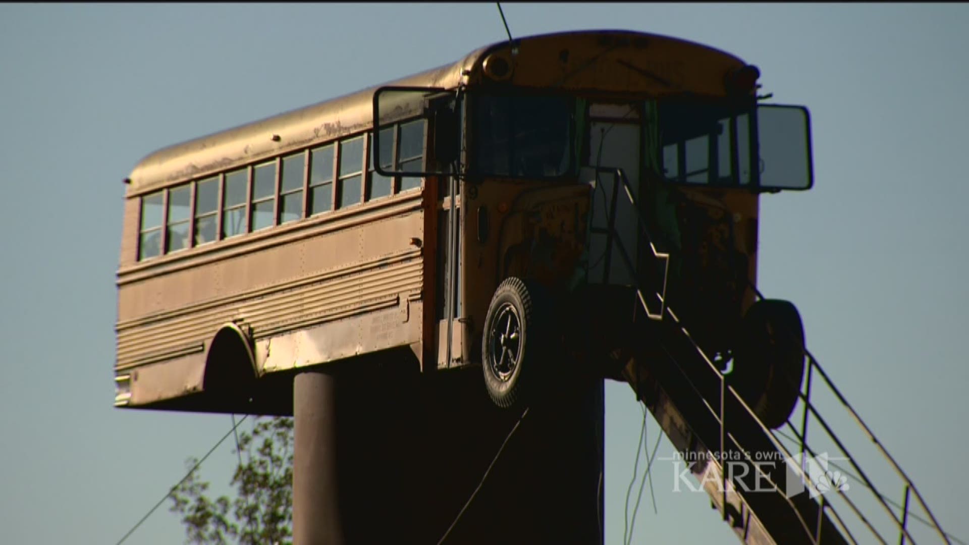 Land of 10,000 Stories: School bus deer stand