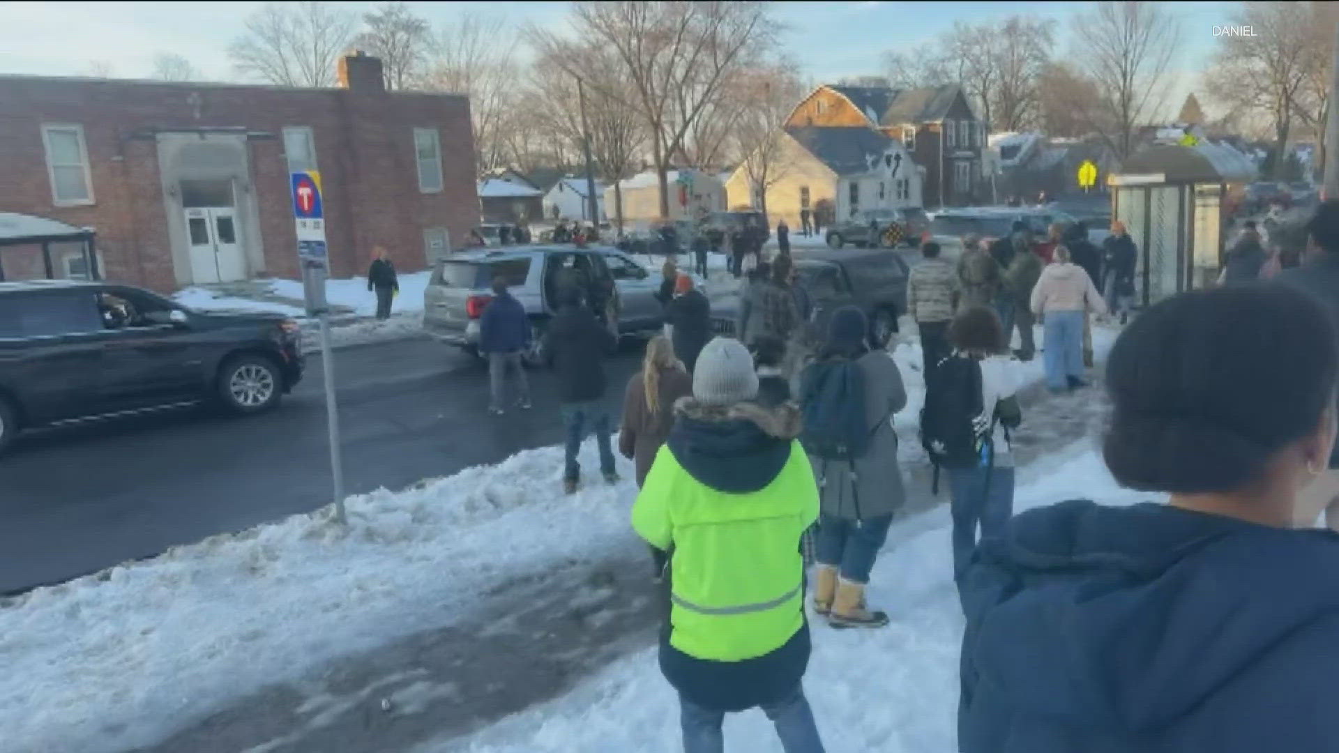 More Minneapolis school districts canceling classes for Friday amid ICE ...