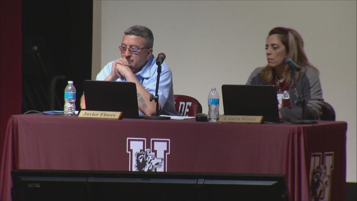 Uvalde staff and teachers returning to campuses Tuesday - Vimarsana News