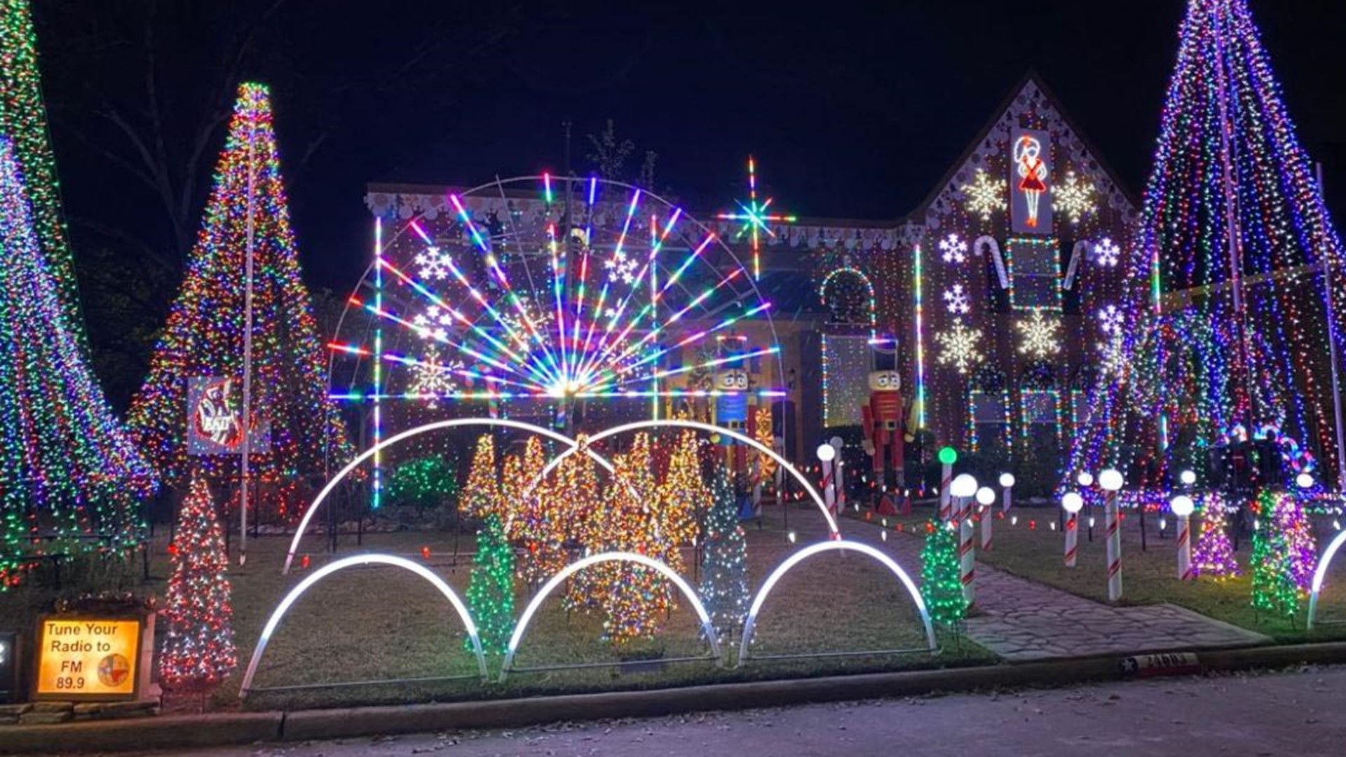 The biggest christmas light displays in katy and nearby Where to see Christmas lights in Houston area | kvue.com