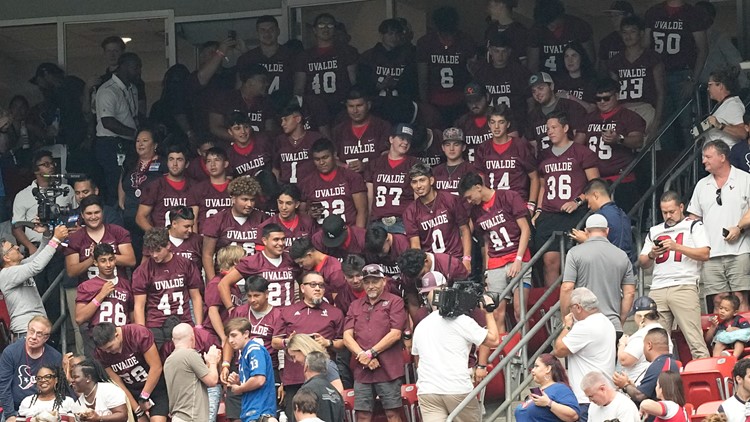'It means the world' | Uvalde HS team honored by Texans during season opener