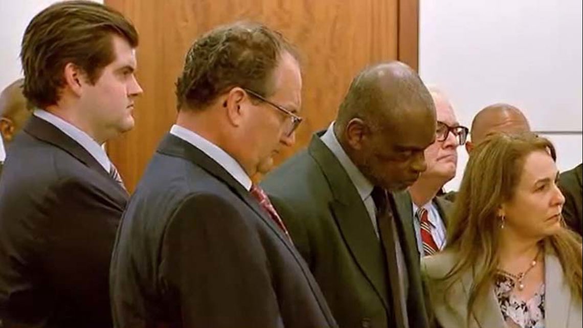 Jurors sentence ex-Houston cop Gerald Goines to 60 years in prison for ...