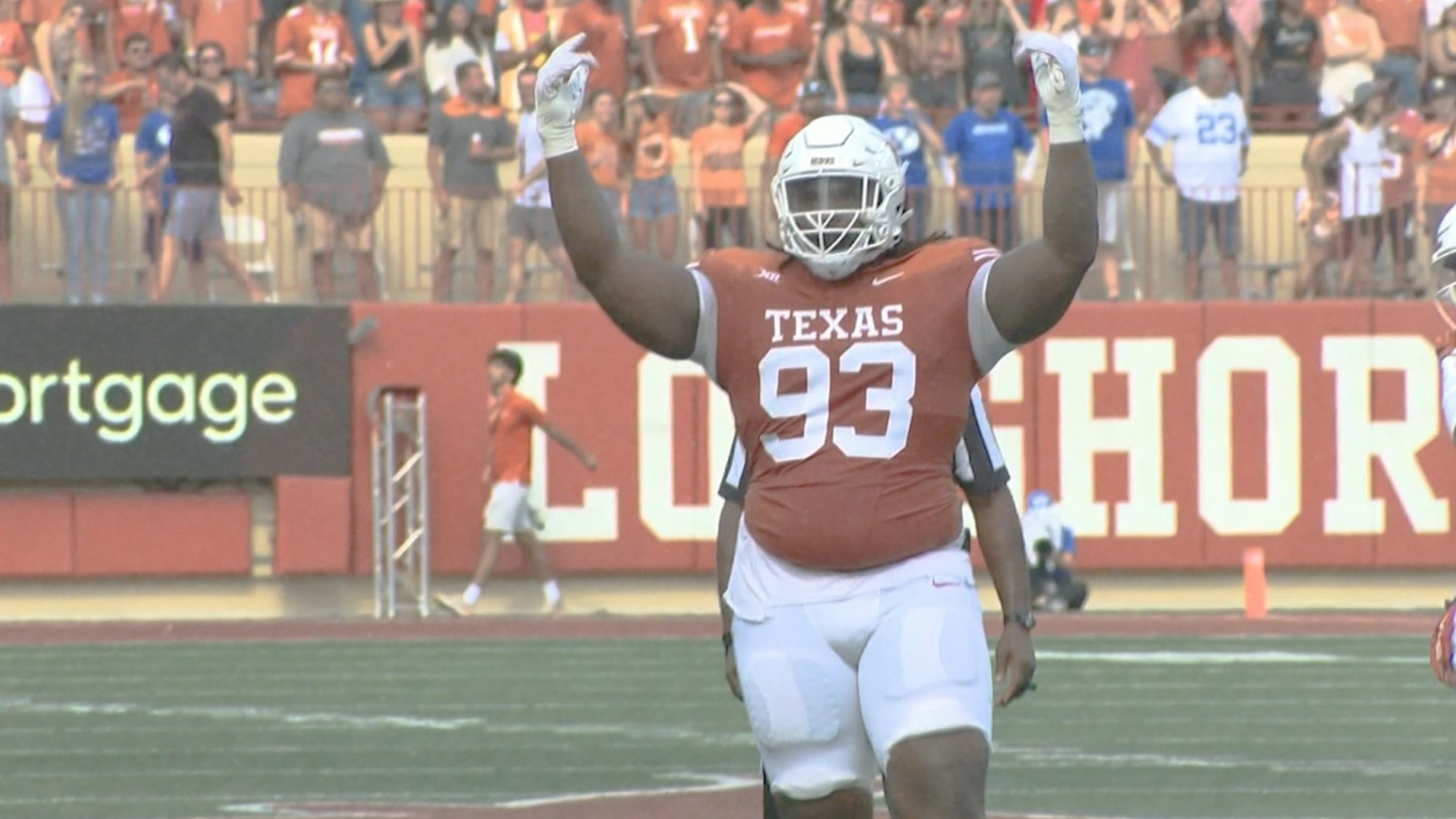 T'Vondre Sweat at University of Texas football | kvue.com