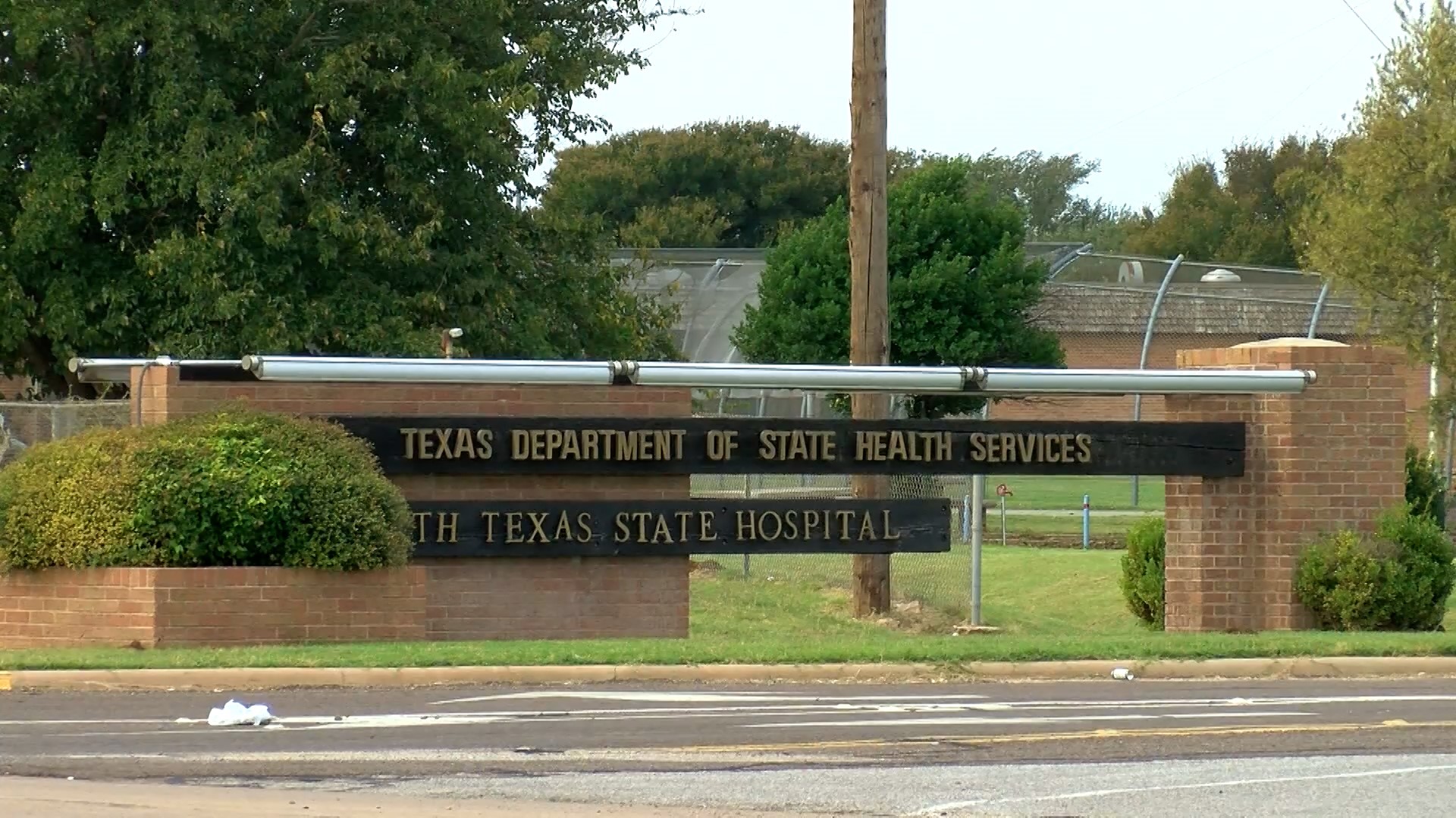 Alexander Scott Ervin was acquitted in the stabbing death of his father by reason of insanity. He escaped the North Texas State Hospital late Sunday night.