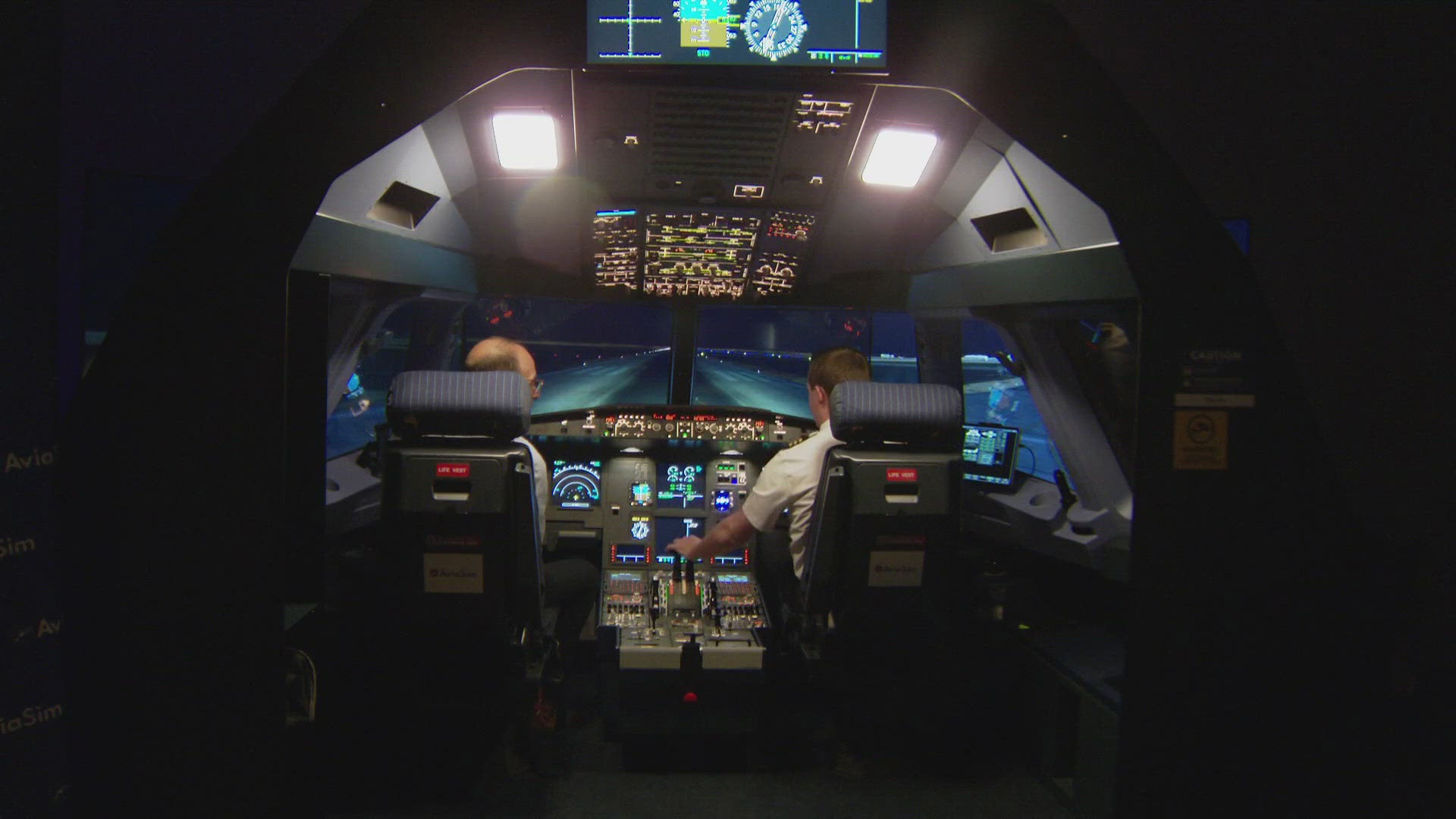 How a Frontier flight was able to abort takeoff after person walked in ...