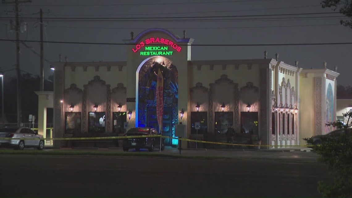 Man shot, killed outside North Austin Mexican restaurant after intervening in fight, police say