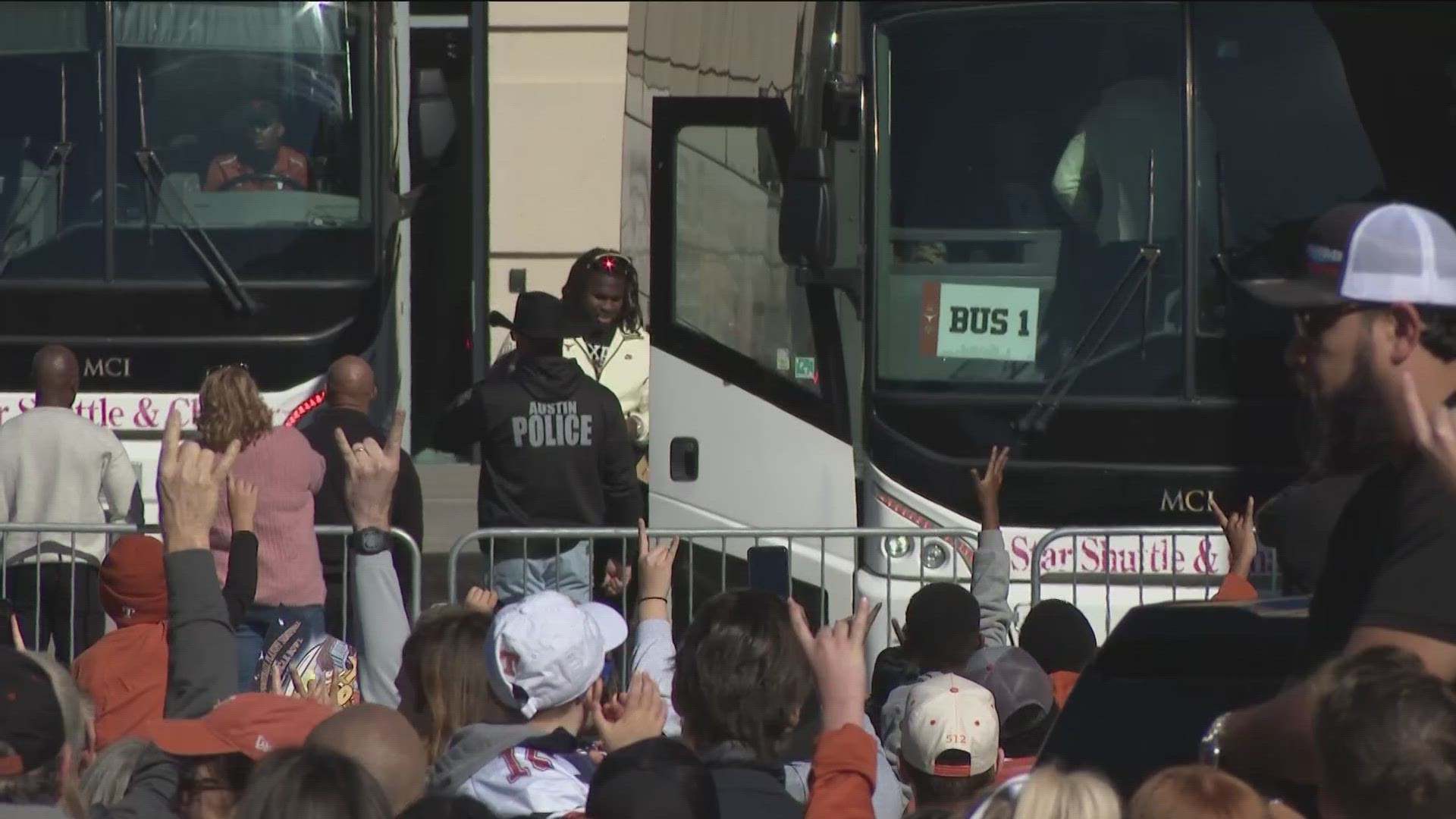 The Texas Longhorns take on Washington in the College Football Playoffs. On Wednesday, the team left for New Orleans and were given a big celebration from fans.