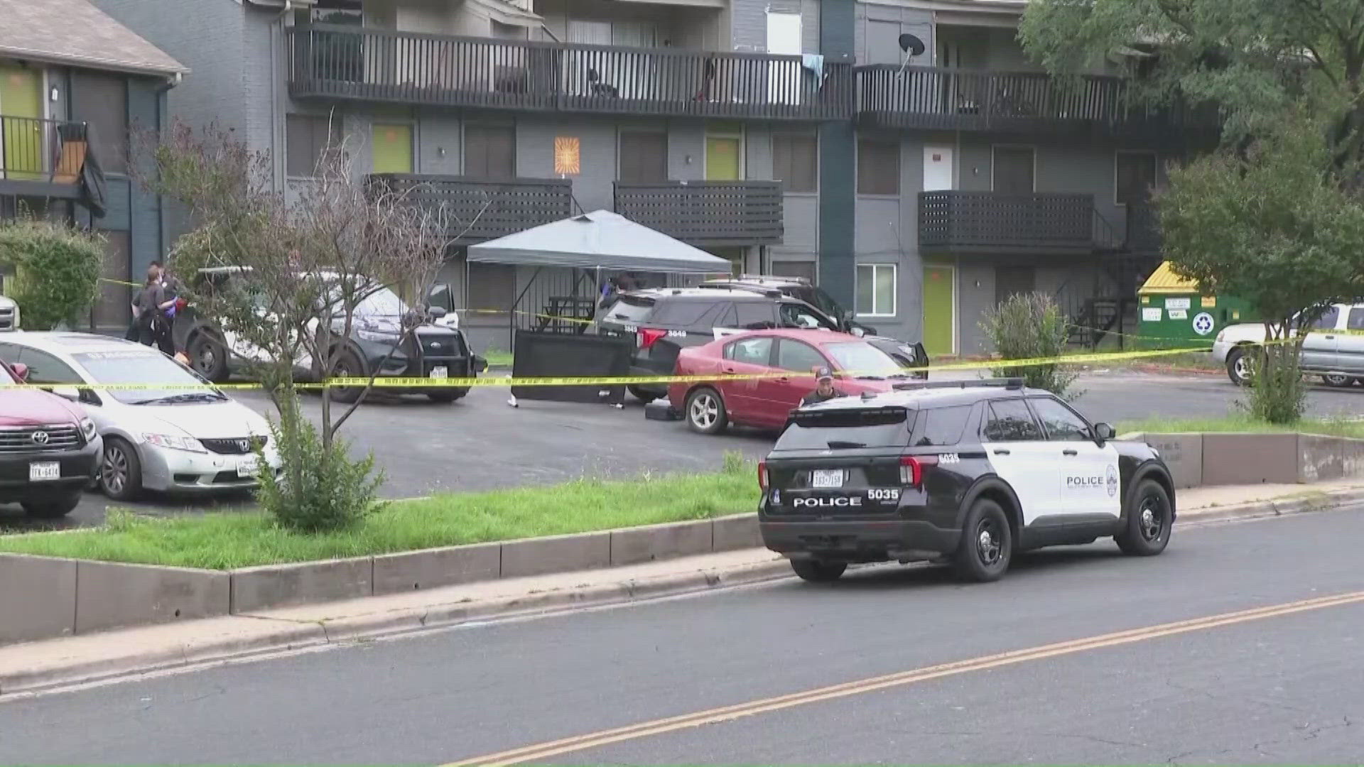 Man arrested in connection with deadly stabbing at southeast Austin ...