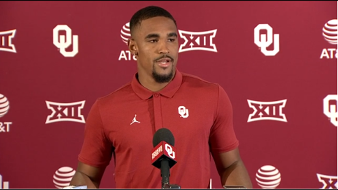 Jalen Hurts making a profound impact on Pennsylvania kids, families -  Sports Illustrated Oklahoma Sooners News, Analysis and More