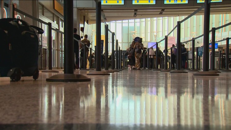 Travel through the Austin airport on Thanksgiving projected to be busy