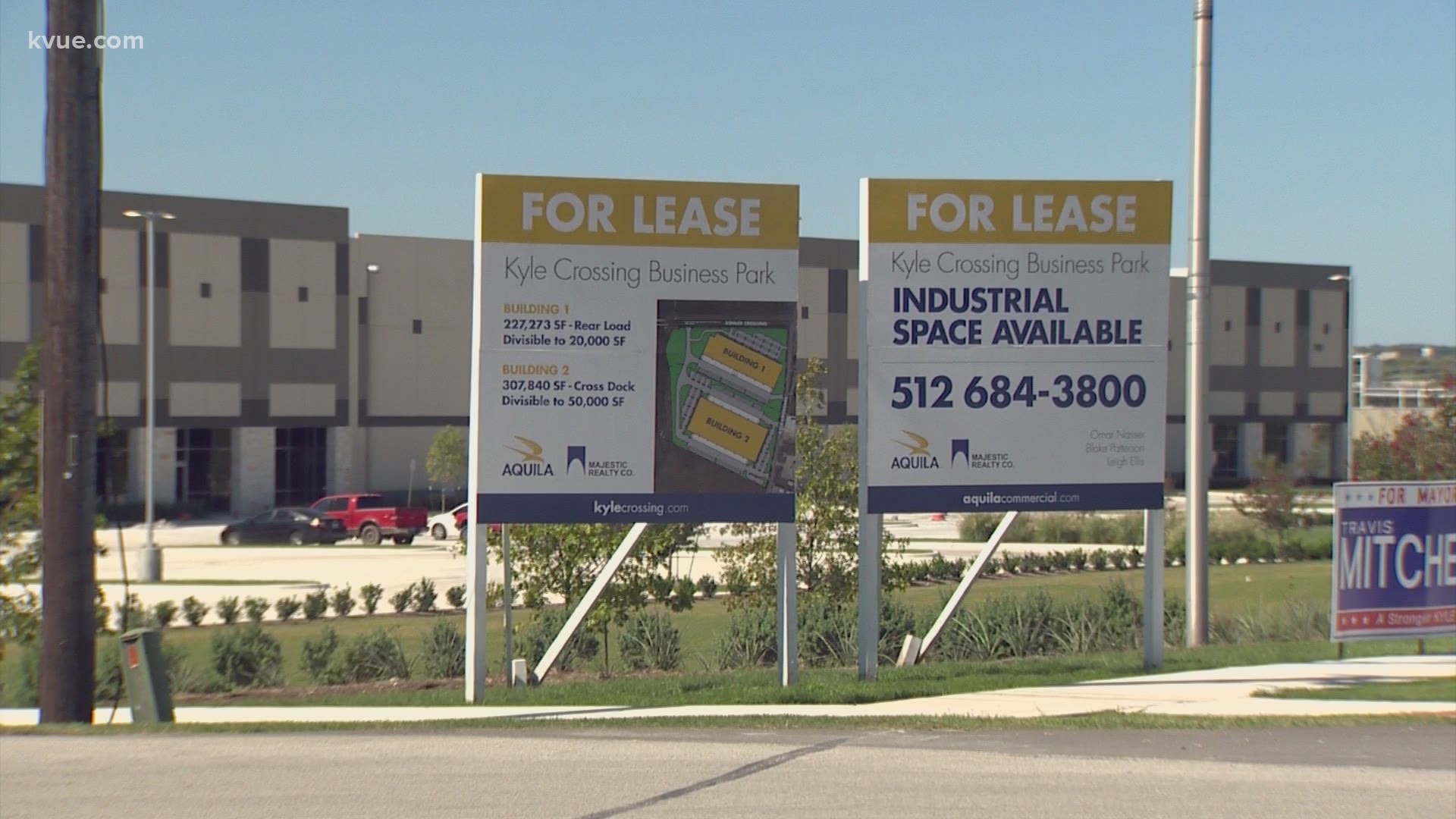 Lowe's signed a lease for a 120,000-square-foot distribution center in Kyle. It will be located in the Plum Creek area.