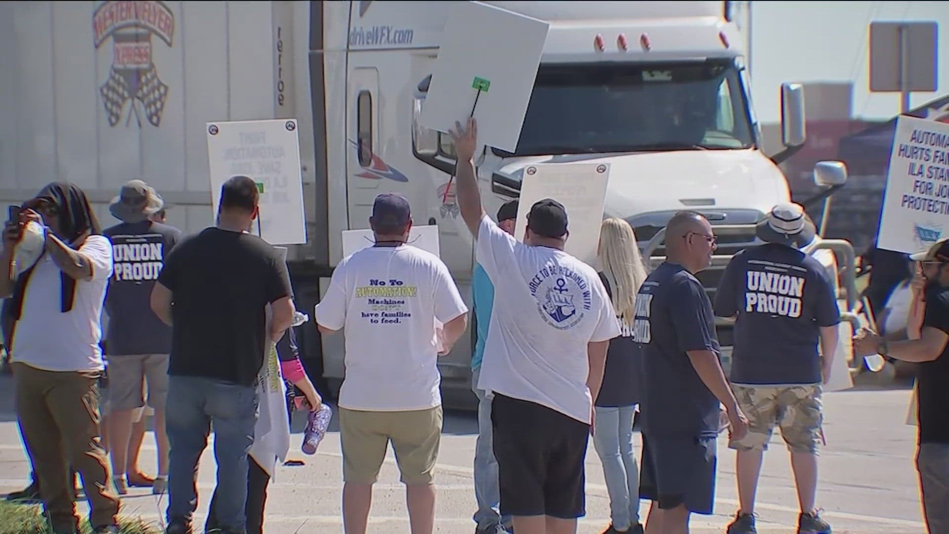 Dockworkers are entering the third day of their national strike.