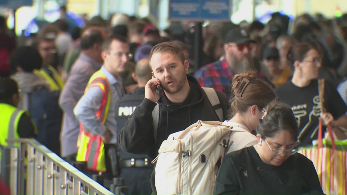 TSA workers getting paid, but fallout from shutdown still impacting Austin travelers