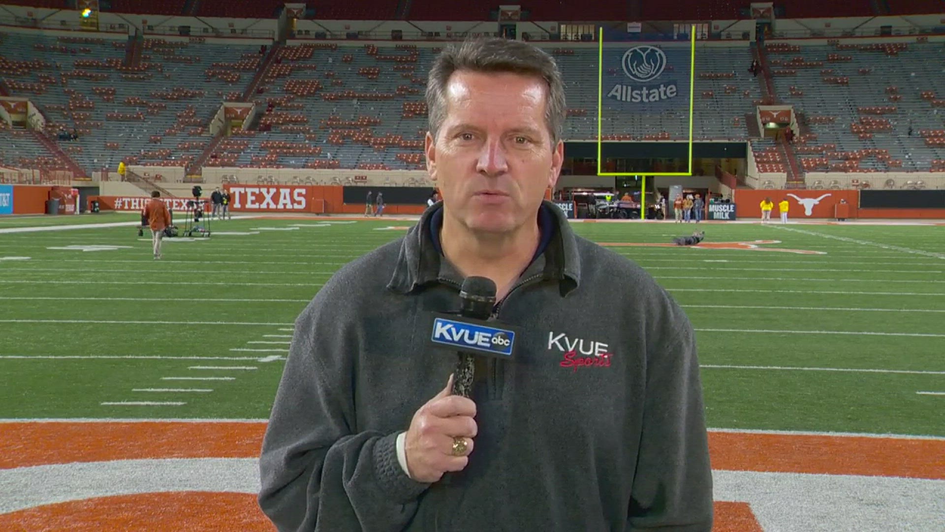KVUE's Mike Barnes shows how Texas Tech made a comeback in the final two minutes to beat Texas 27-23.