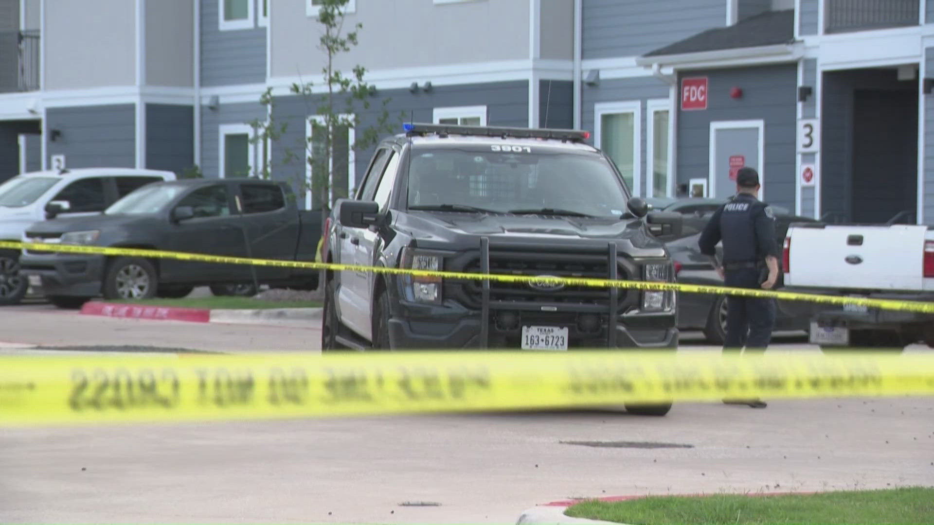 Shooting injures 1 at southeast Austin apartment complex | kvue.com