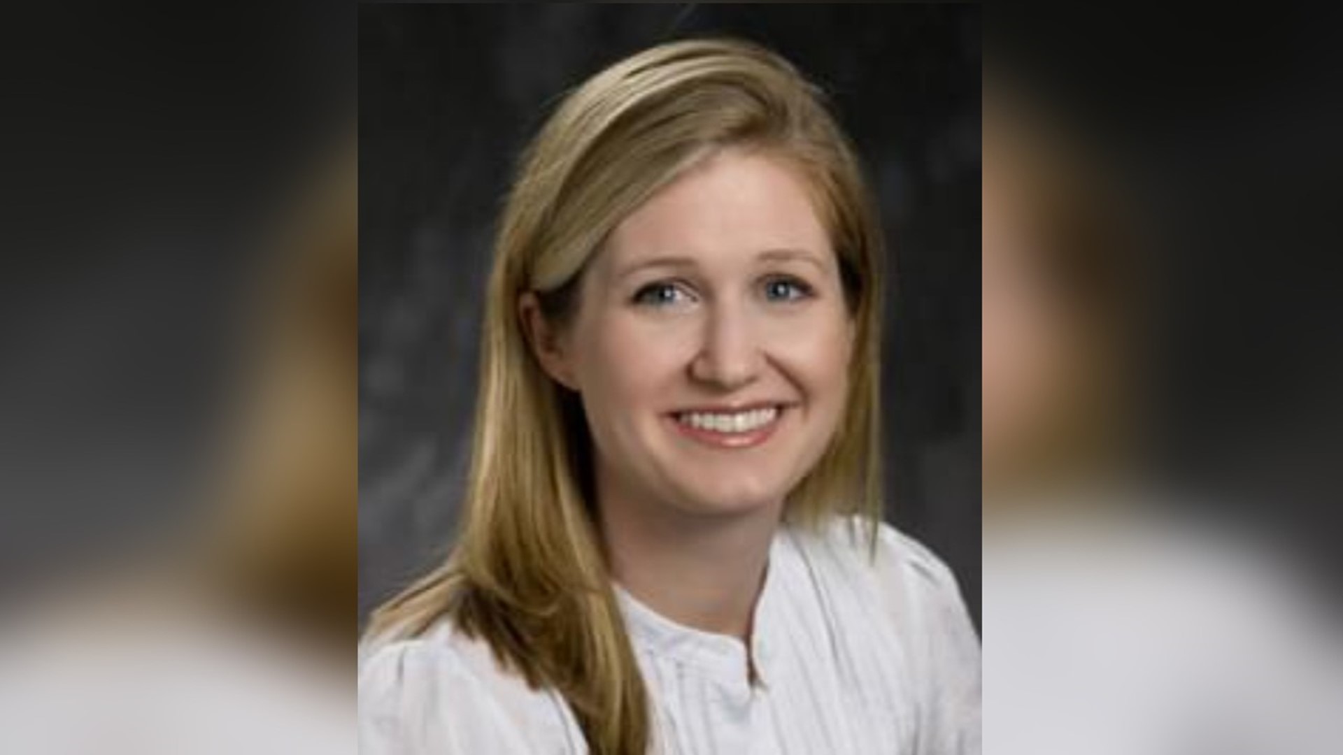 Vigil held on anniversary of Austin doctor's death(01)