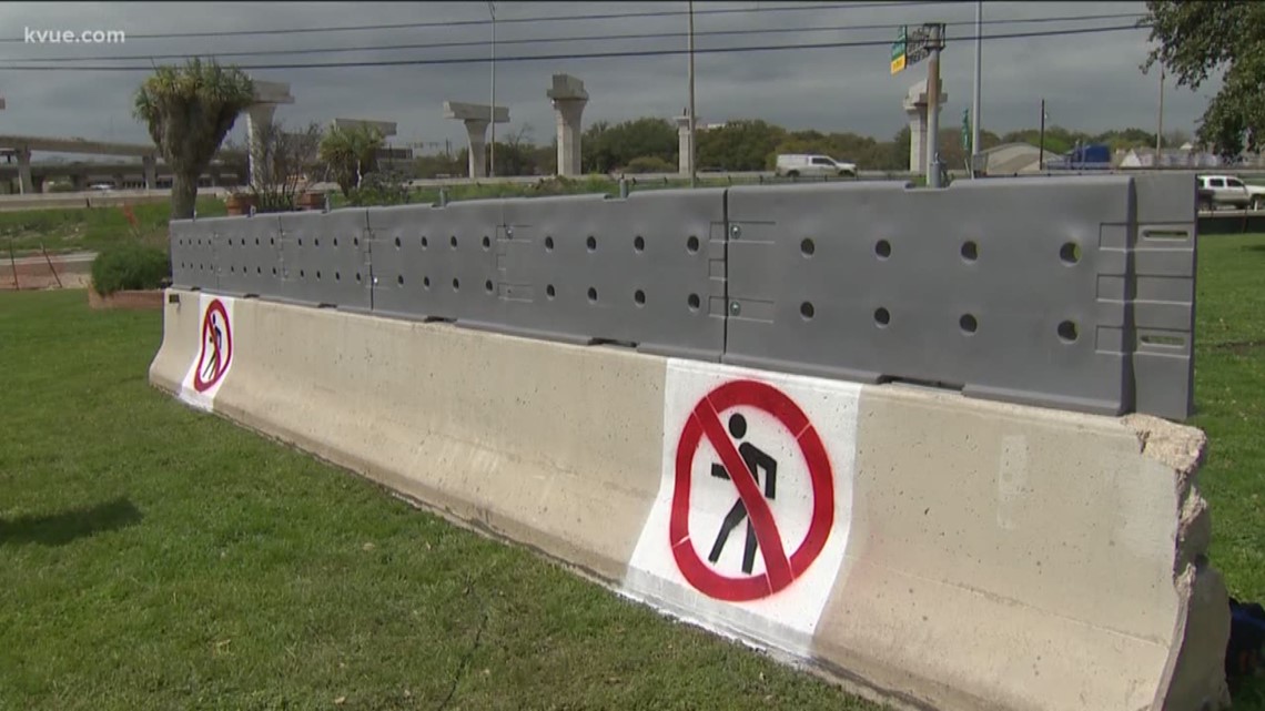 TxDOT Expanding Pedestrian Barriers Along I-35 | Kvue.com