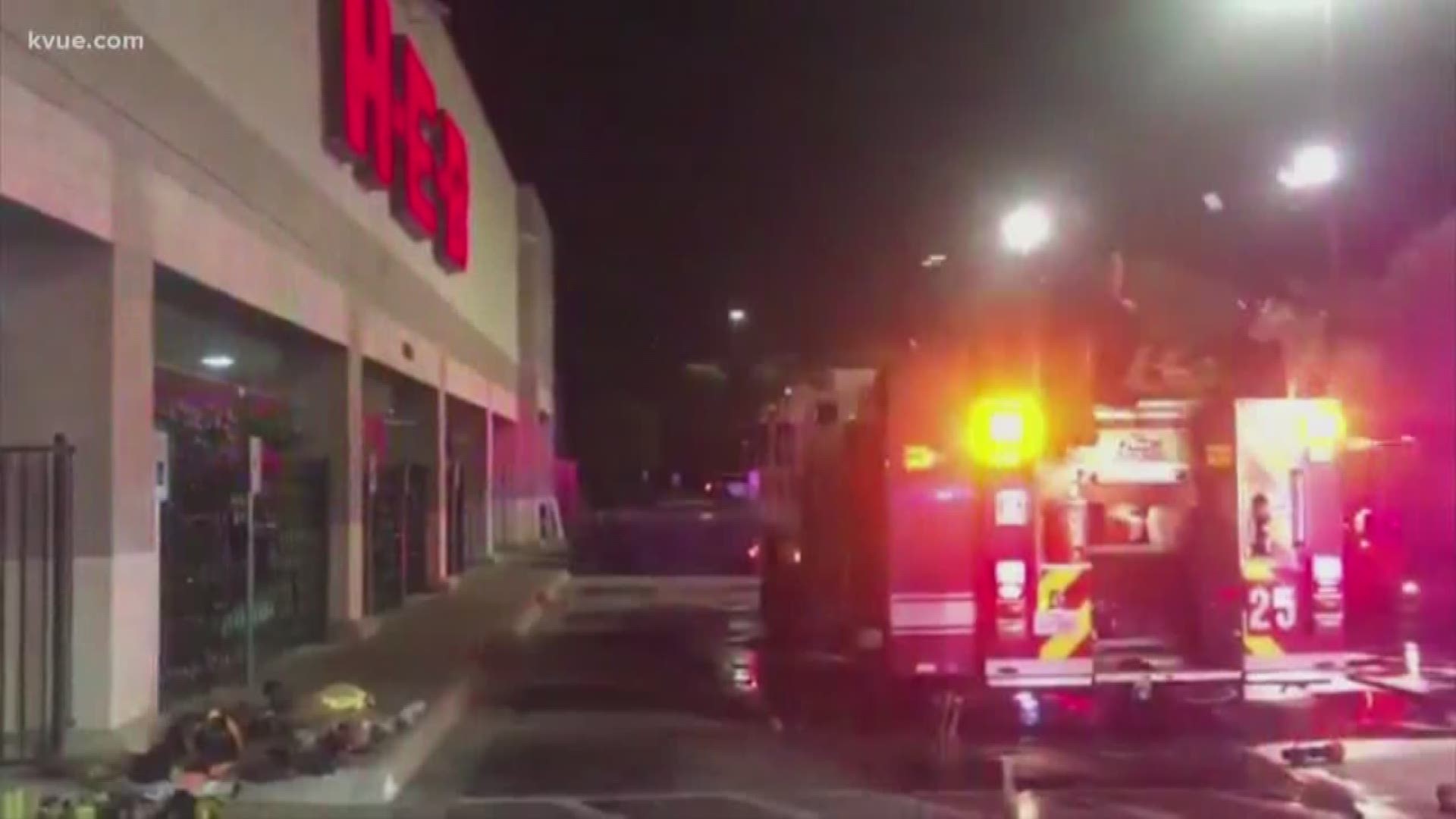 H-E-B has confirmed that one of their stores located in North Austin will be closed Monday after the store experienced a fire late Sunday night.