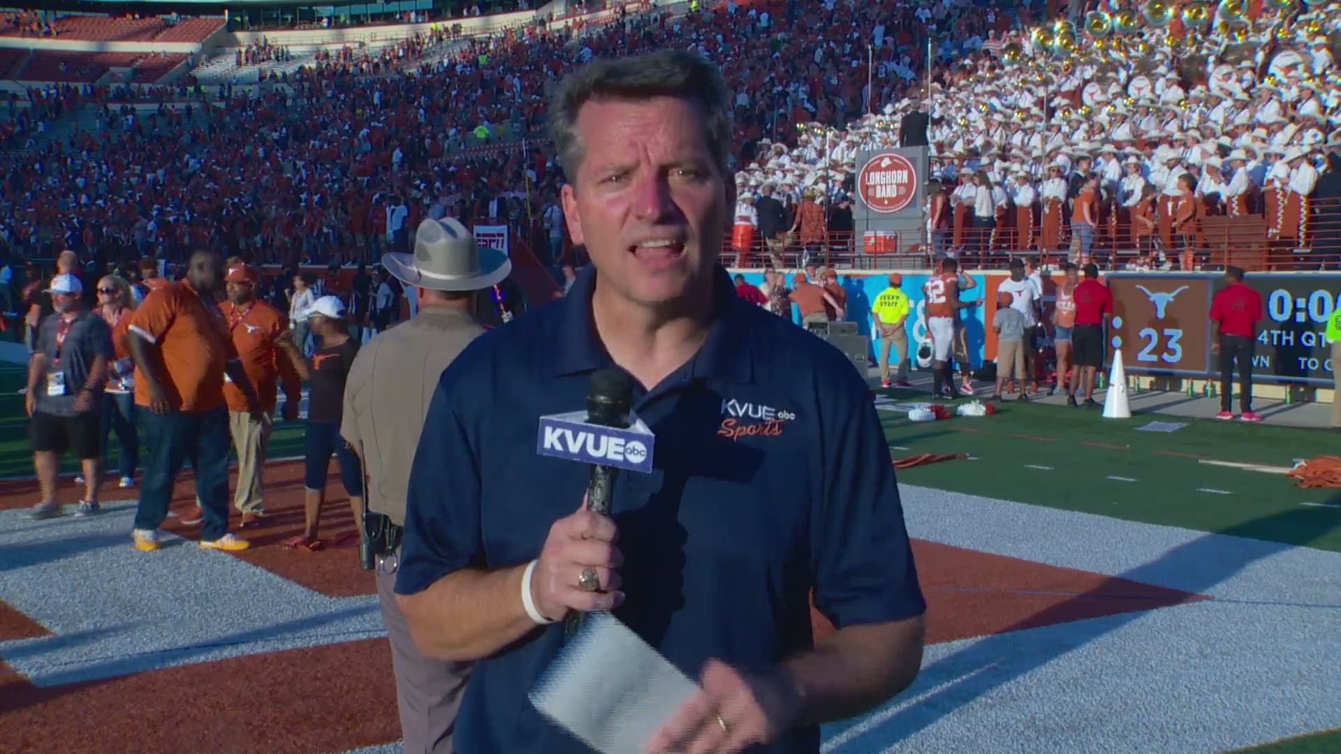 KVUE's Mike Barnes has the story of Texas edging Baylor.