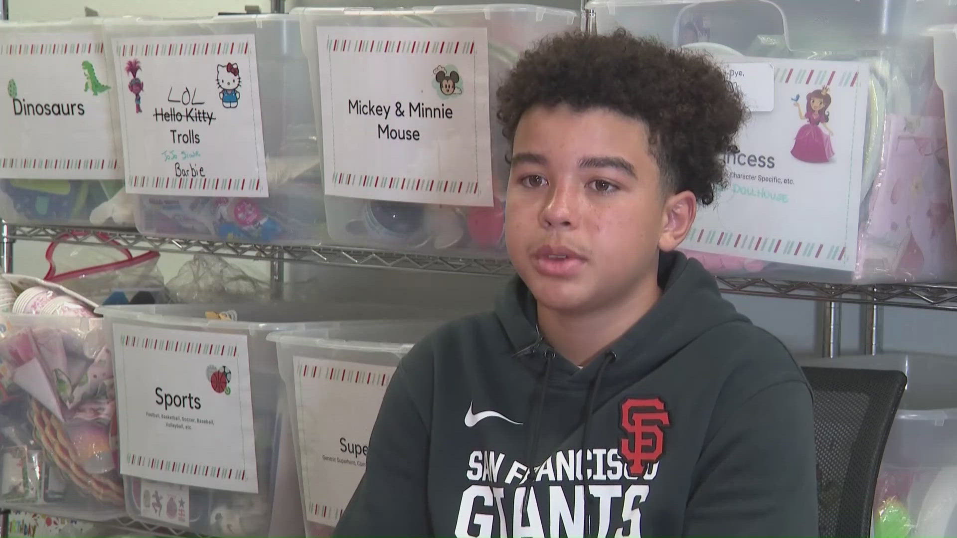 Texas teen brings birthday joy to foster kids while waiting to be