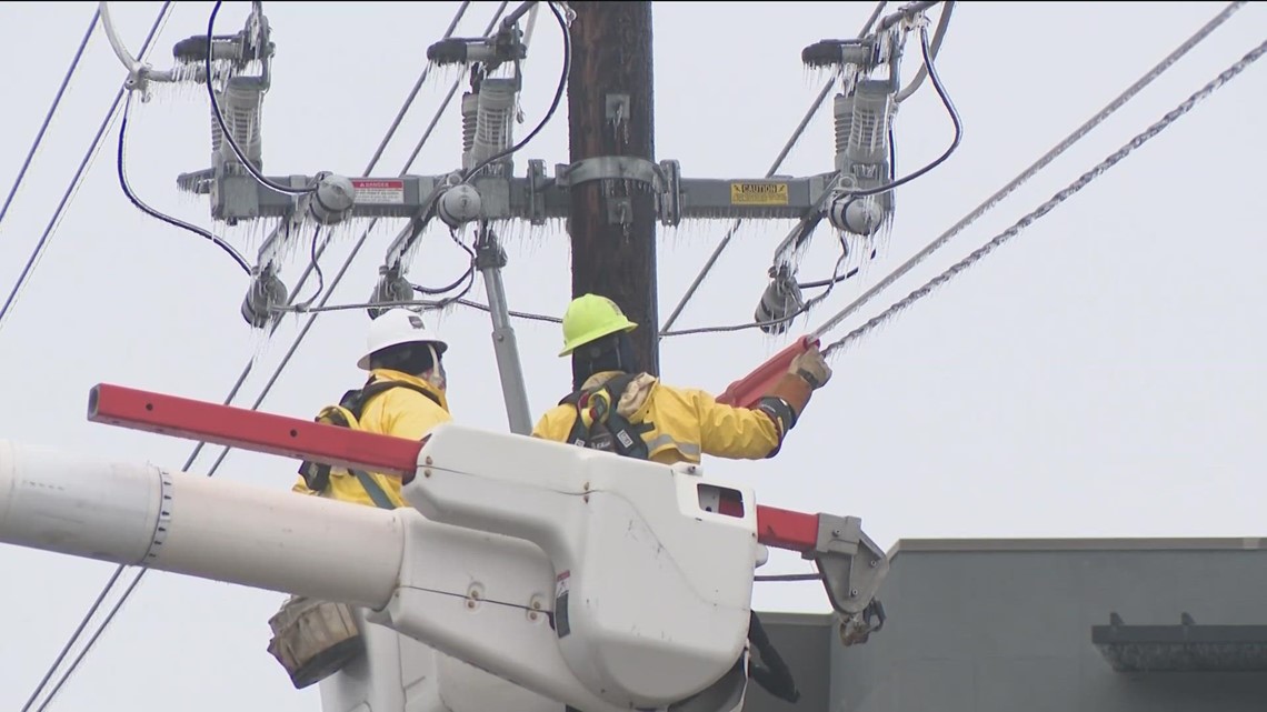 Austin Energy crews working to restore power after ice storm