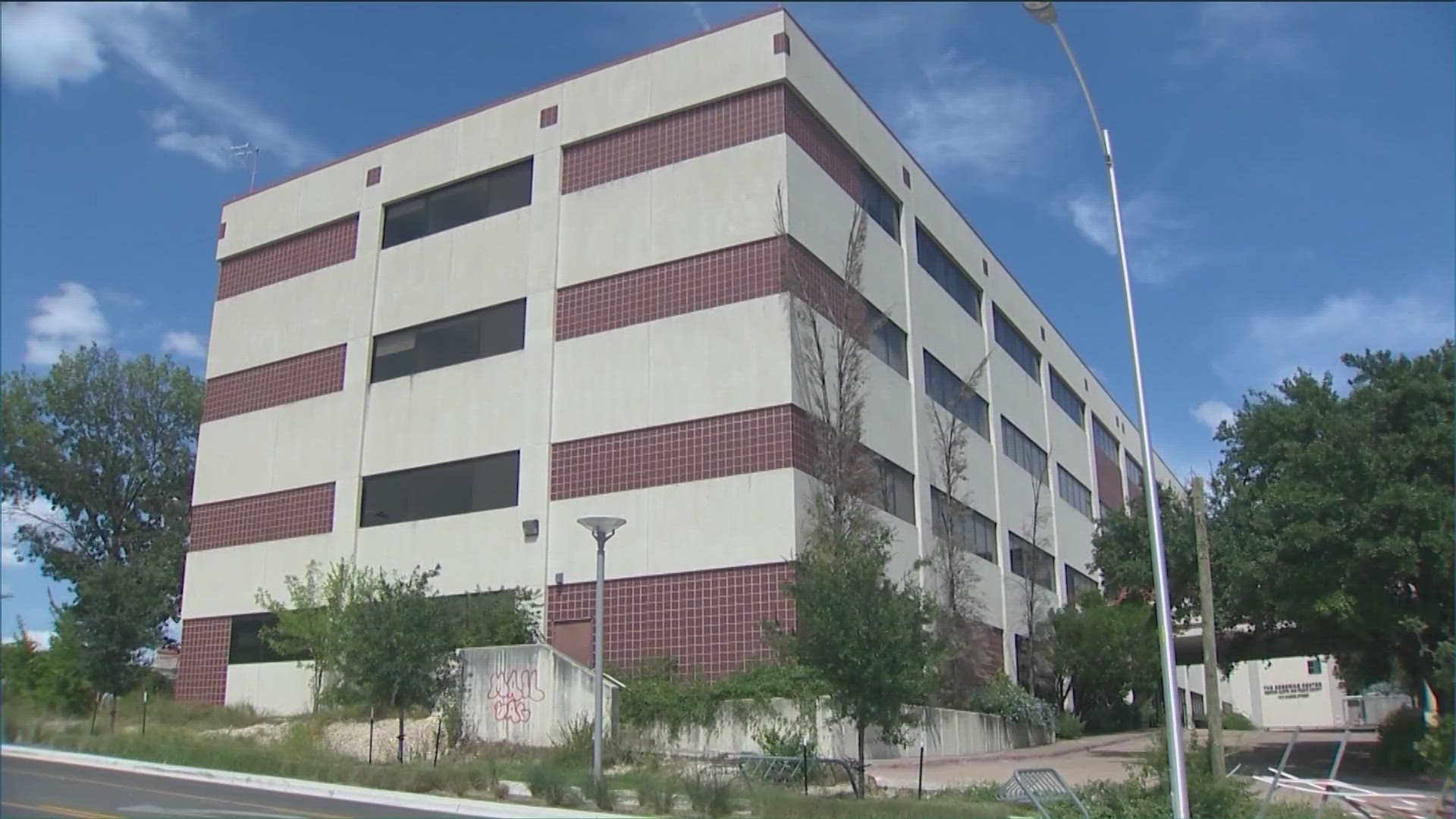 After scraping a years-long plan to redevelop an old health building in Downtown Austin, city leaders are looking at four new options for the old HealthSouth.