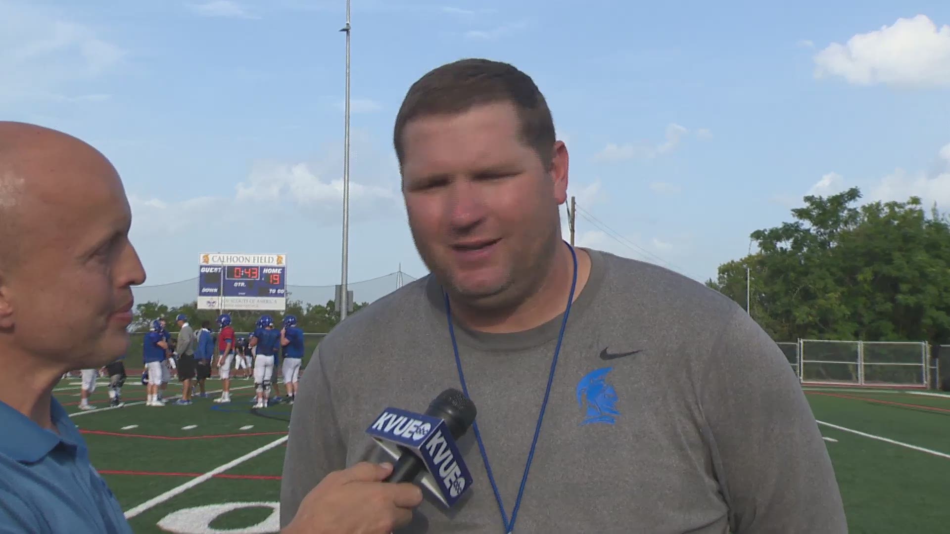 KVUE's Shawn Clynch talks with Anderson coach Daniel Hunter about the upcoming season